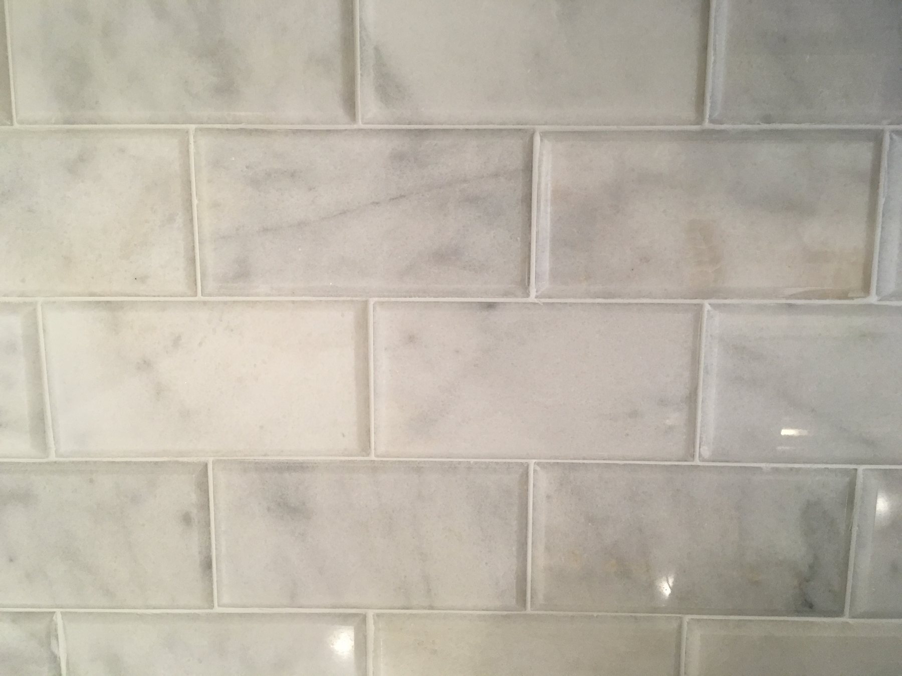 Marble subway backsplash